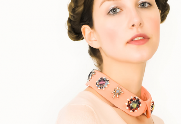 {Pale Colors: Madamoiselle Tara}